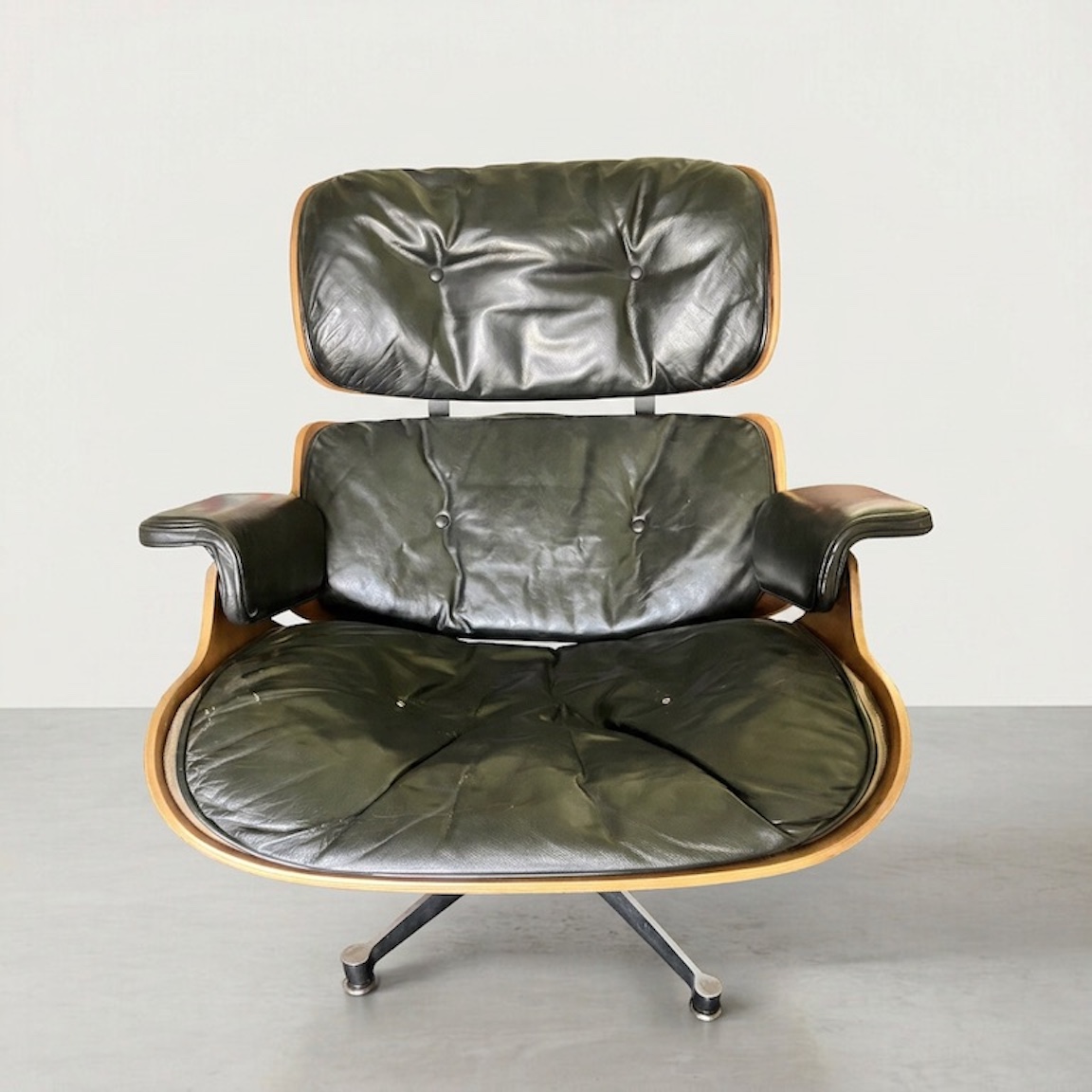 Eames Lounge Chair 670, Herman Miller